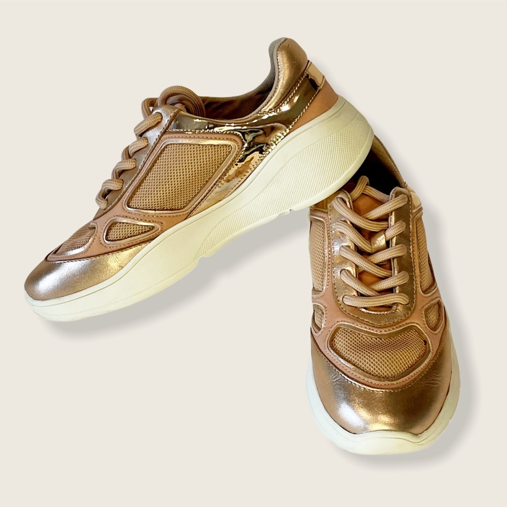 Steve Madden rose gold metallic chunky sneaker 7